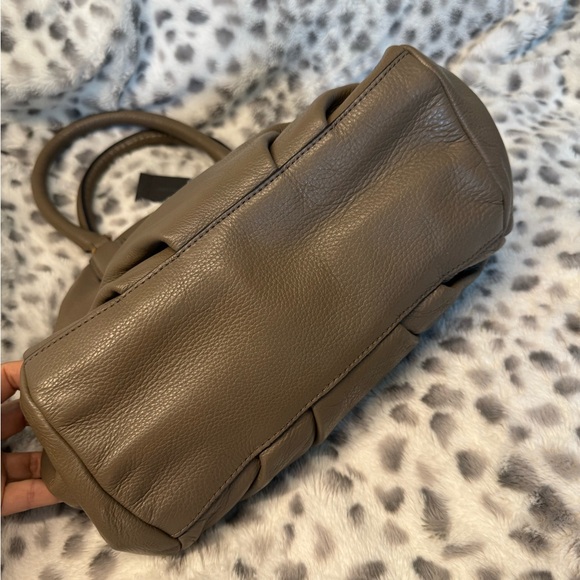 Marc Jacobs Q Fran Puma Taupe Italian Leather LG Shoulder Tote Bag - Picture 14 of 14